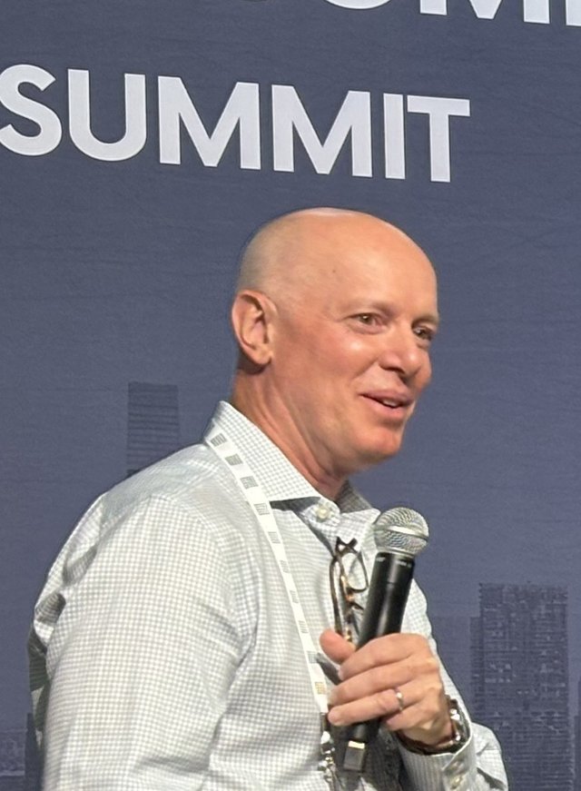 Bill Shannon speaking on asset allocation and organic growth strategy at the Midwest LP Summit in Chicago, alongside investment leaders from Mercer, NEPC, Rice University Endowment, IHT Wealth Management, and Rush University Medical Center